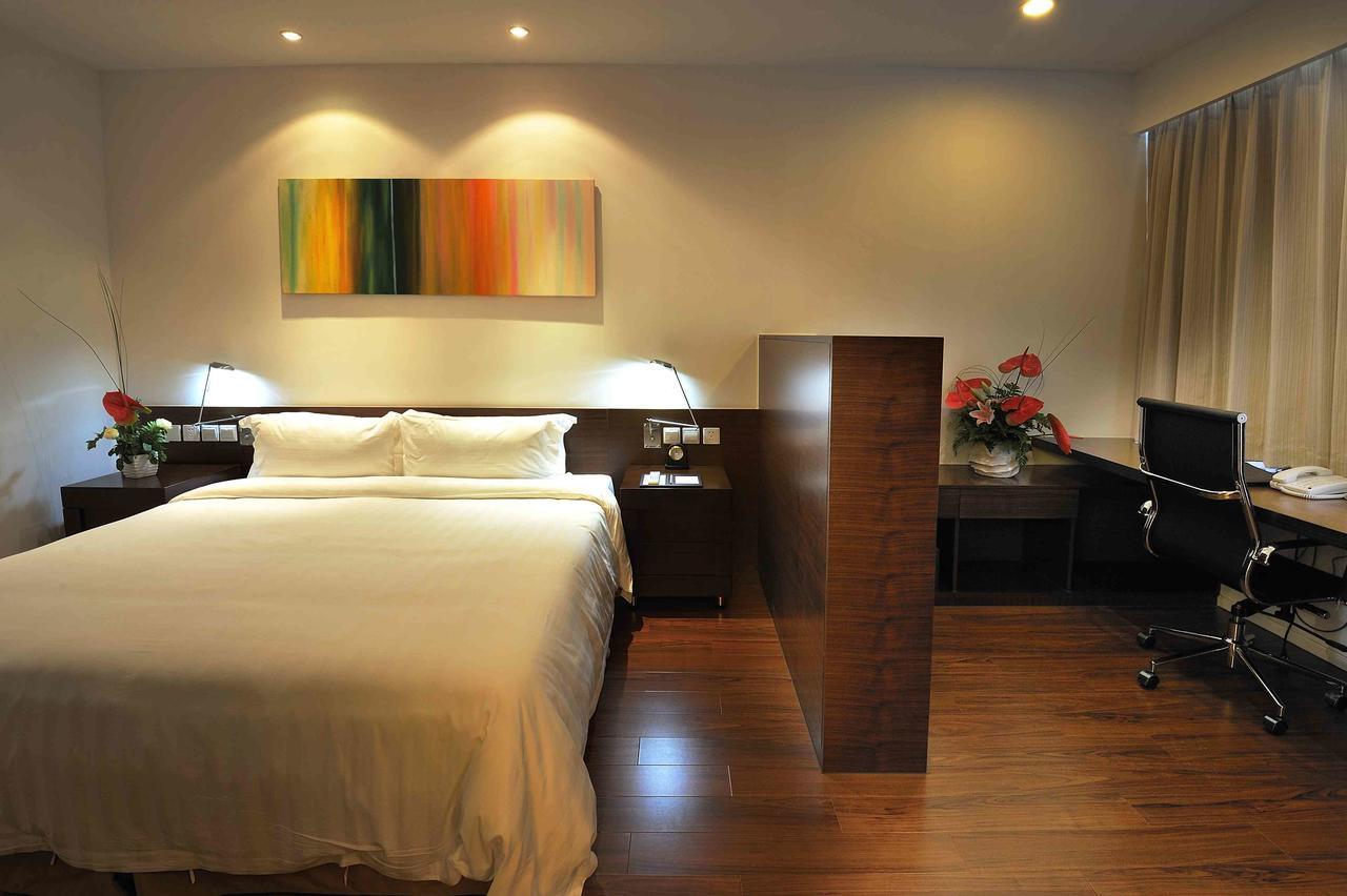 Wisdom Hotel Sanghaj Kültér fotó