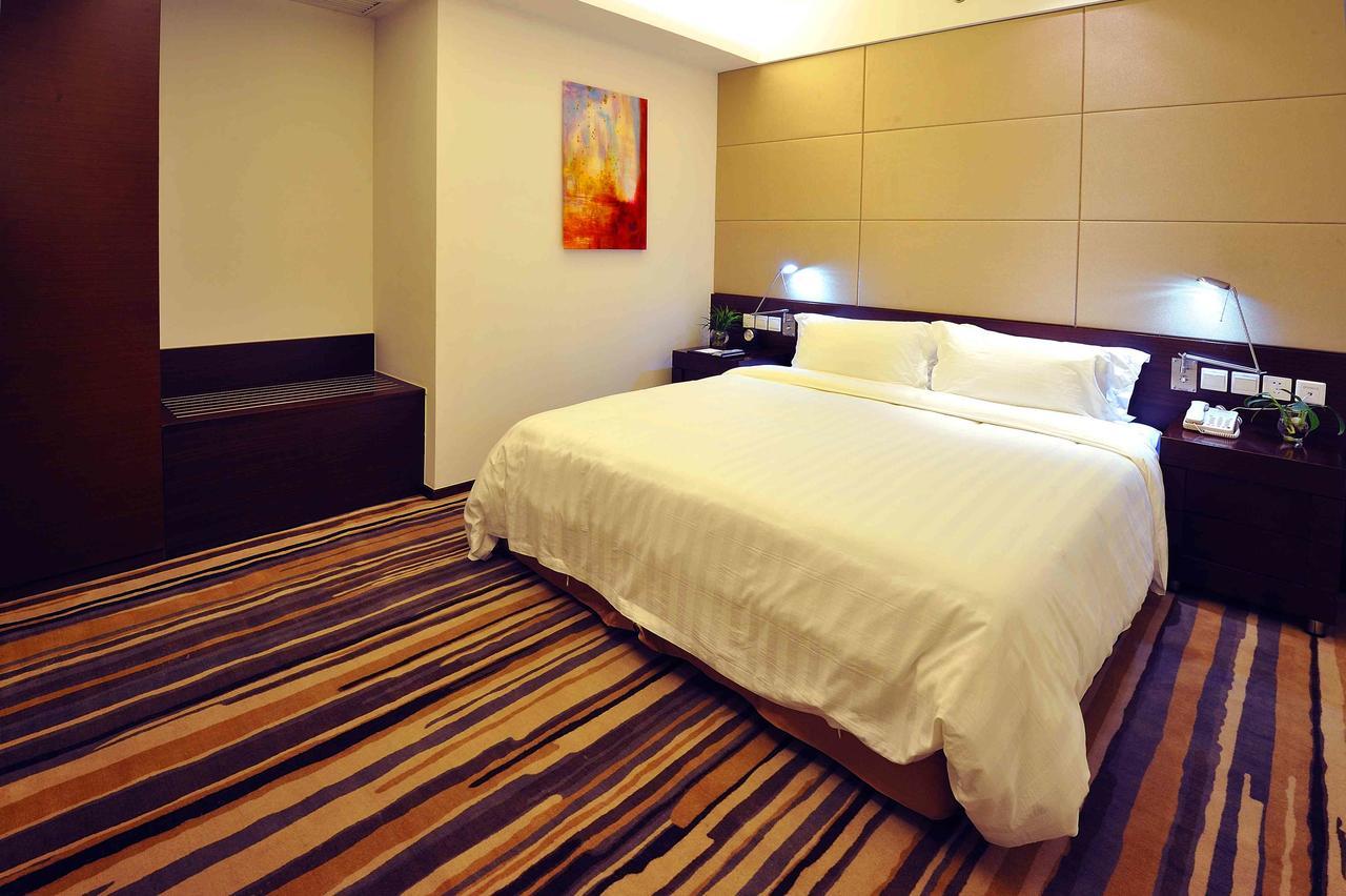 Wisdom Hotel Sanghaj Kültér fotó